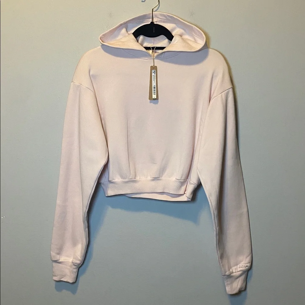 Skims Shrunken Hoodie NWT Small Barely Pink Cropped Cotton Fleece Pullover - Picture 3 of 13